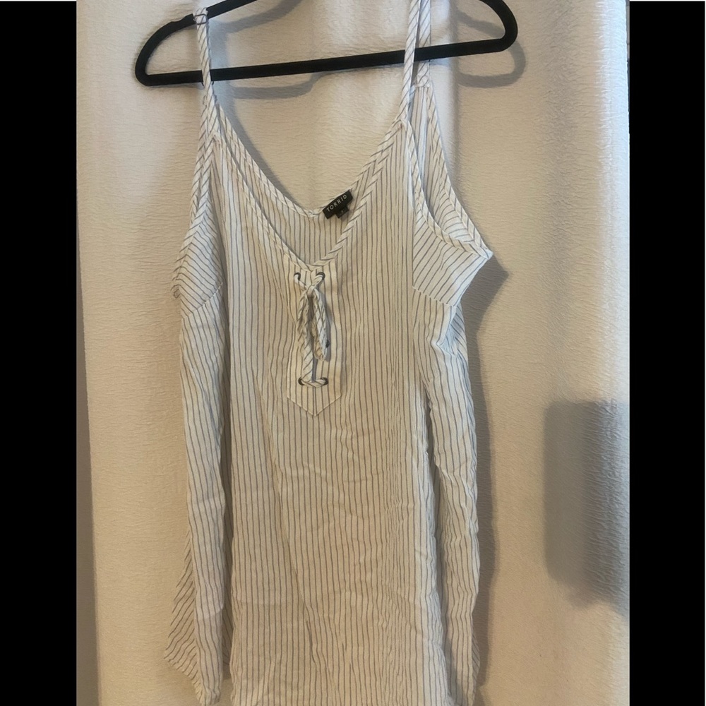 Torrid white cami with blue stripes and lace up